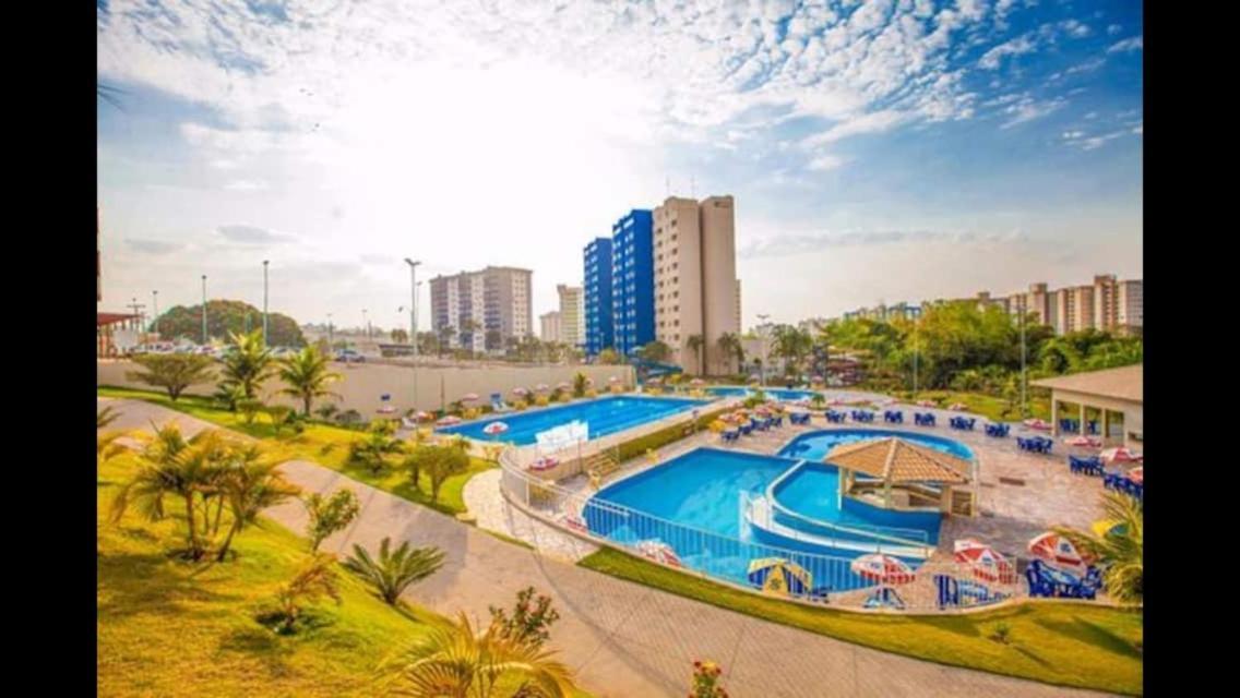 Golden Dolphin Express - Aguas Termais 24h Hotel
