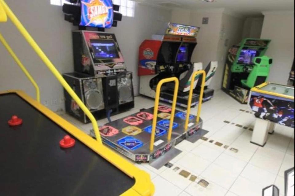 Golden Dolphin Express - Aguas Termais 24h Hotel