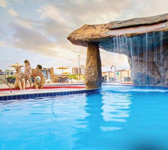 Golden Dolphin Express - Aguas Termais 24h Hotel